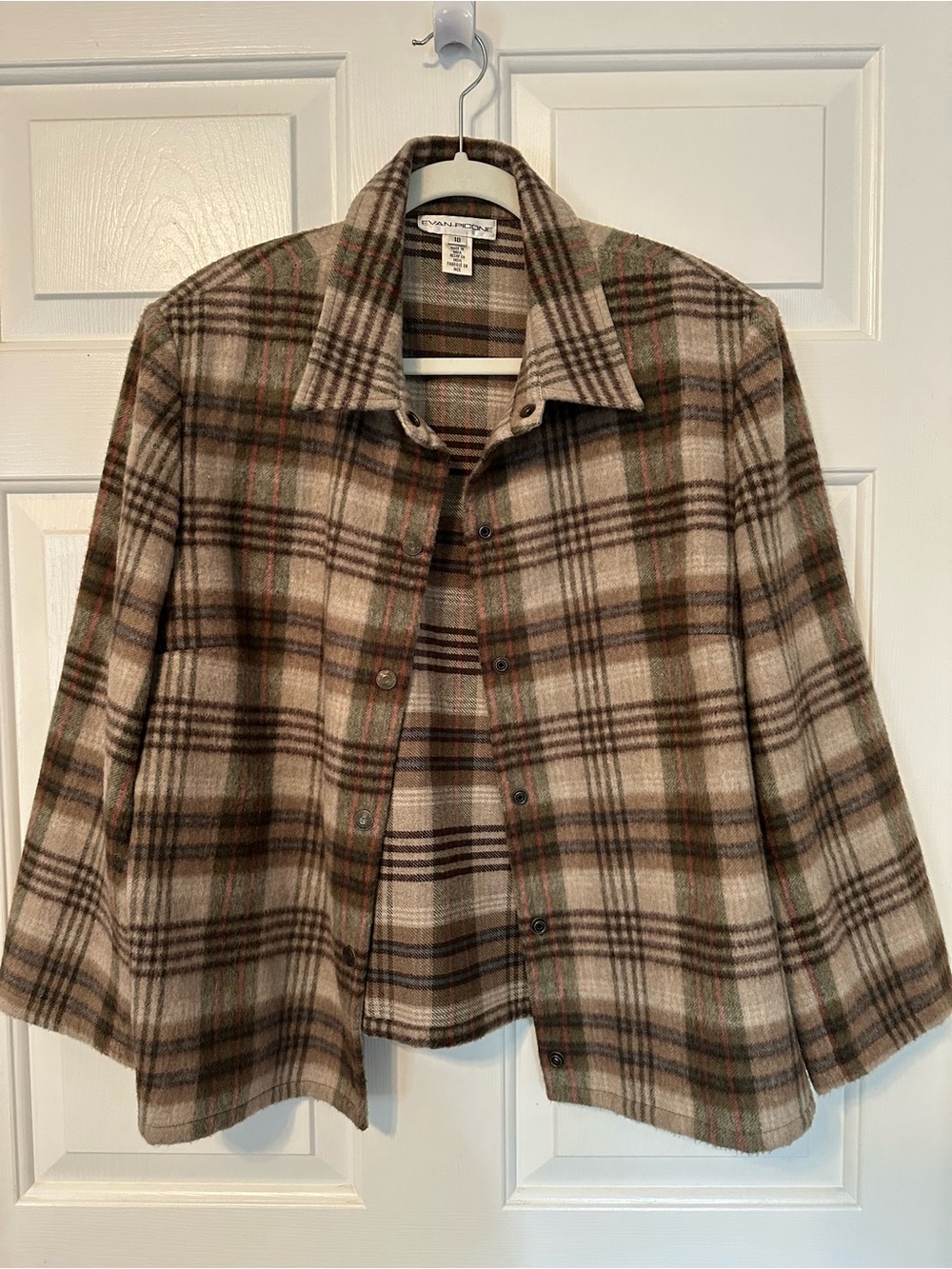 Vintage Evan Picone Plaid Wool Blend shirt jacket in Beige, Brown, Green 1990’s